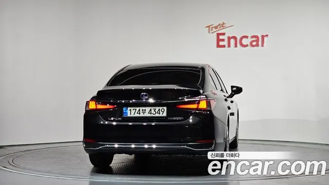 2021 Lexus ES300h 7th Gen Luxury Plus Sold VIN JTHBA1C1XM2005618 – photo 26