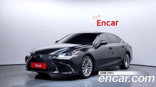 2022 Lexus Es300h 7th Gen Luxury Plus Sold VIN JTHBA1C1XN2009749 – front exterior