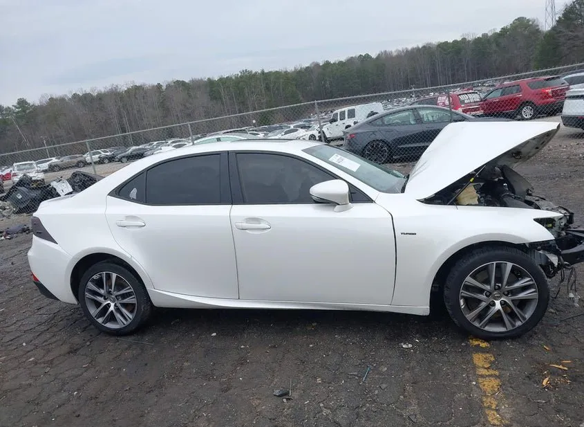 2018 LEXUS IS Used VIN JTHBA1D2XJ5082801 – photo 13