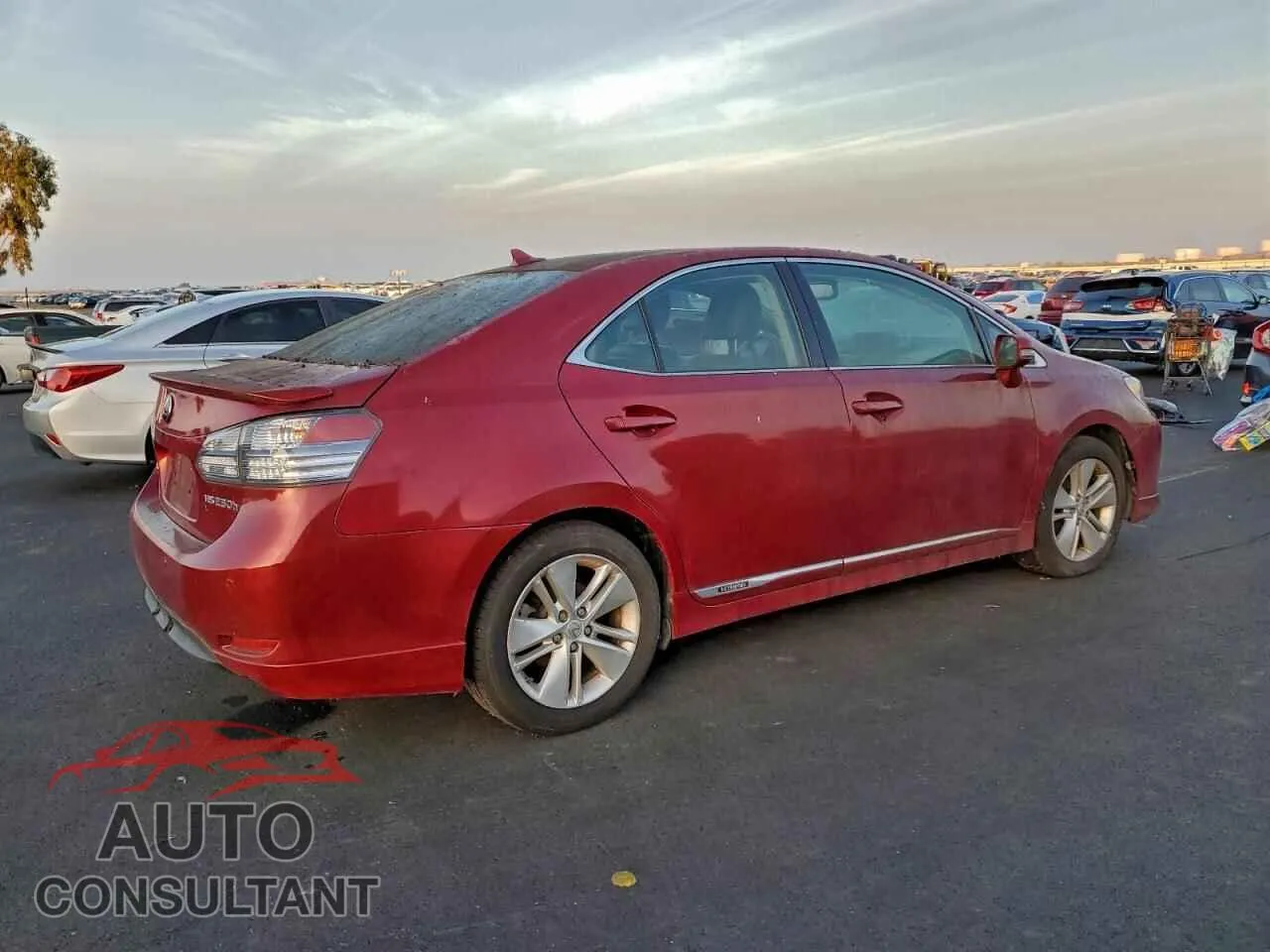 2010 LEXUS HS Damaged VIN JTHBB1BA4A2008878 – side profile 2010 LEXUS HS Damaged VIN JTHBB1BA4A2008878 – side profile