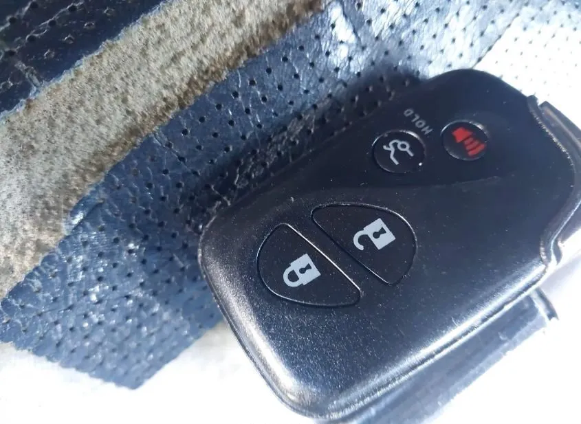 2008 LEXUS ES Used VIN JTHBJ46G682260533 – dashboard