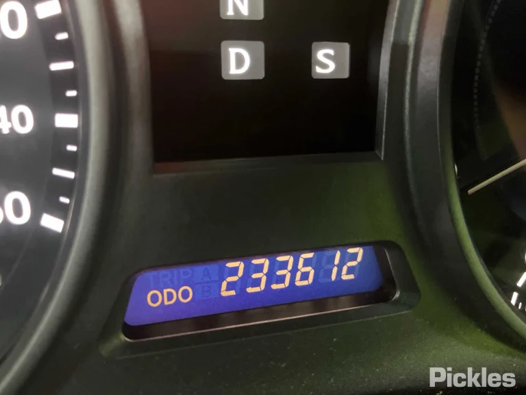 2007 Lexus IS250 Damaged VIN JTHBK262105051256 – interior seats