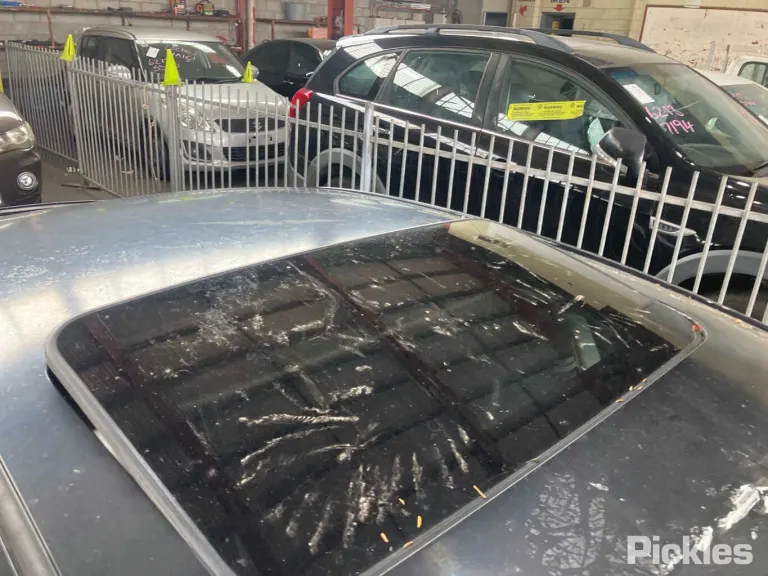 2007 Lexus IS250 Damaged VIN JTHBK262105051256 – engine bay