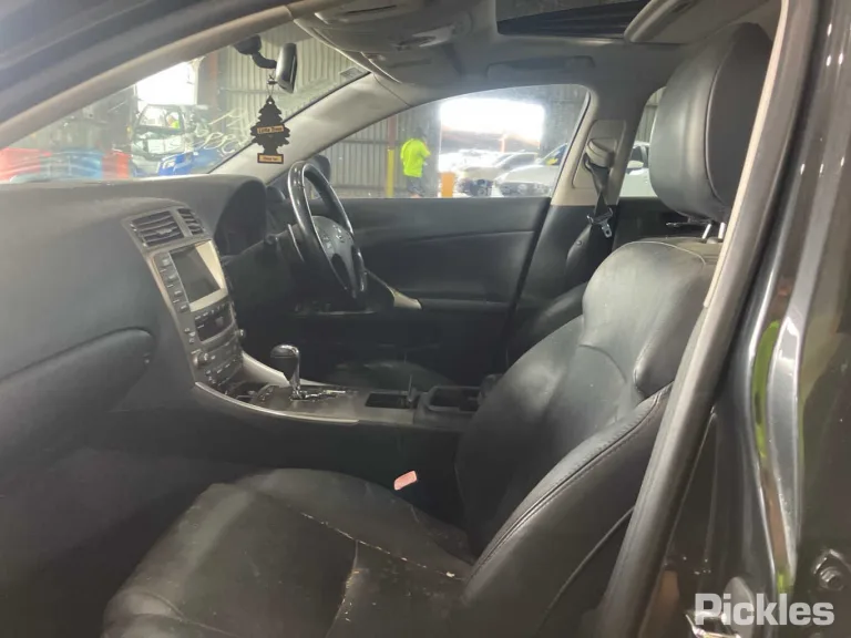 2007 Lexus IS250 Damaged VIN JTHBK262105051256 – undercarriage
