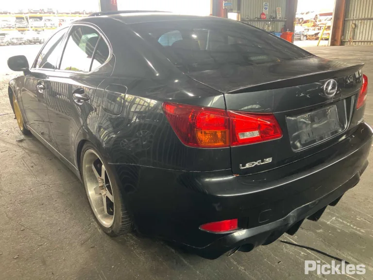 2007 Lexus IS250 Damaged VIN JTHBK262105051256 – odometer reading