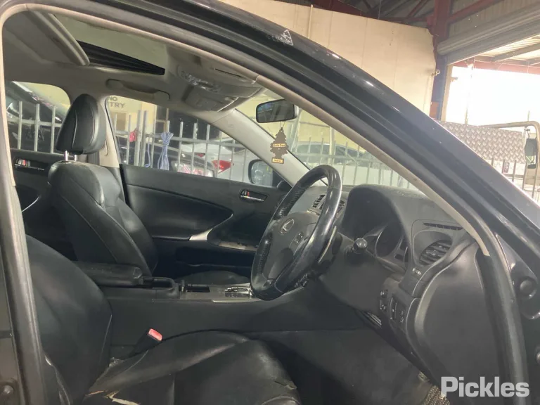 2007 Lexus IS250 Damaged VIN JTHBK262105051256 – photo 15