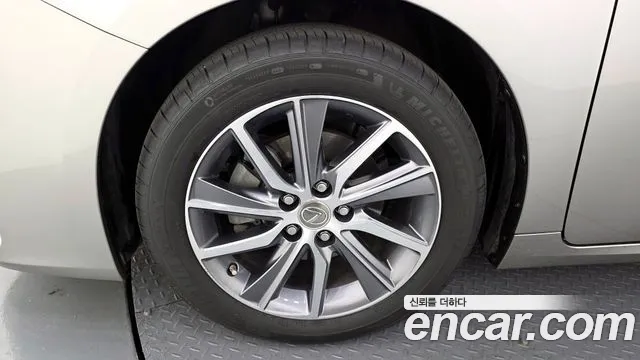 2017 Lexus New ES300h Supreme Sold VIN JTHBW1GG9H2155354 – exterior detail