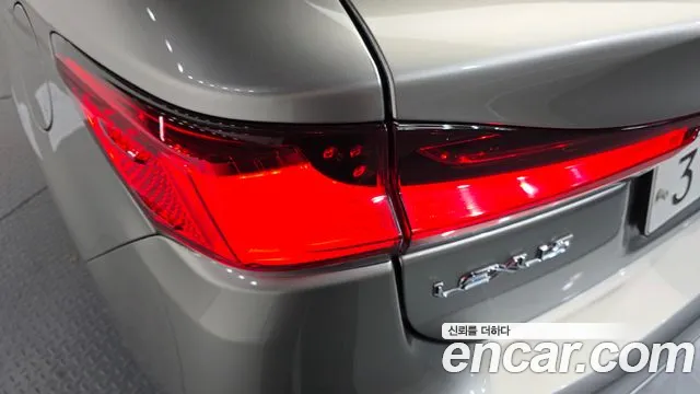 2018 Lexus Ct200h 1.8 Supreme Sold VIN JTHKD5BH7J2336987 – front exterior