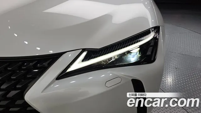 2024 Lexus UX250h 2.0 2WD VIN JTHP6JBH2R2183780