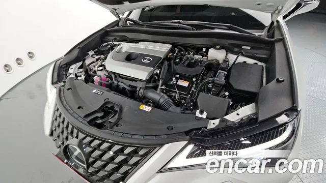 2024 Lexus UX250h 2.0 2WD Sold VIN JTHP6JBH2R2183780 – photo 14
