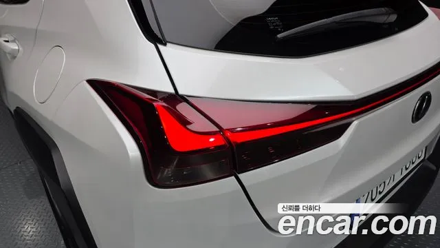 2024 Lexus UX250h 2.0 2WD Sold VIN JTHP6JBH8R2187204 – dashboard