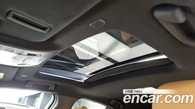 2024 Lexus UX250h 2.0 2WD Sold VIN JTHP6JBH9R2156009 – dashboard