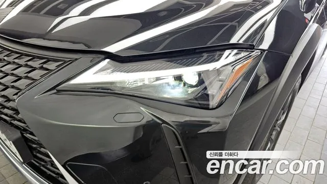 2024 Lexus UX250h 2.0 2WD Sold VIN JTHP6JBH9R2156009 – photo 12