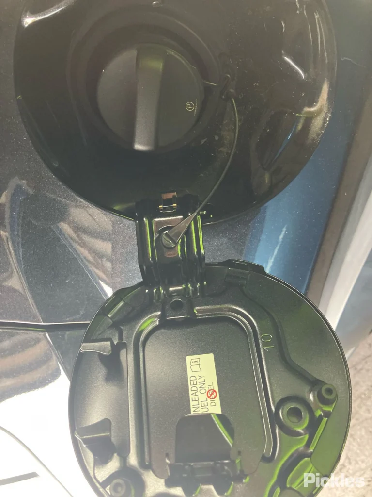 2021 Lexus UX Damaged VIN JTHY35BH302040019 – photo 11