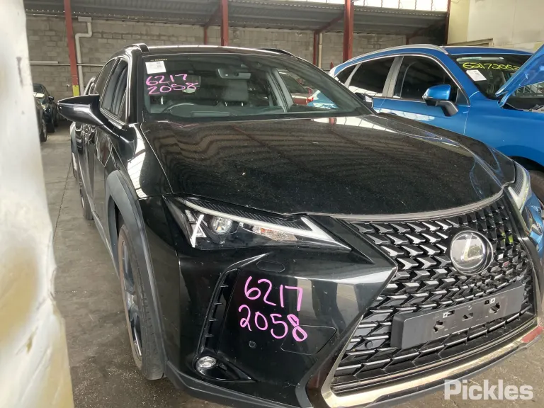 2021 Lexus UX Damaged VIN JTHY35BH302040019 – photo 16