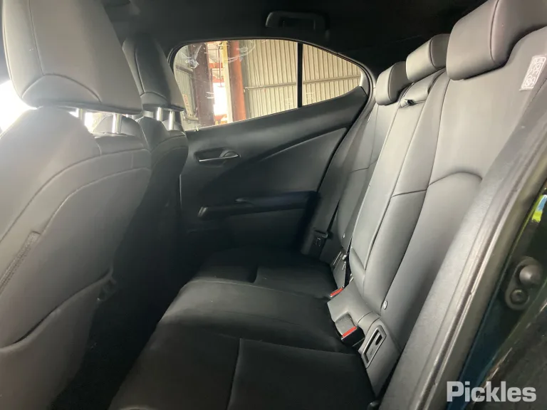 2021 Lexus UX Damaged VIN JTHY35BH302040019 – photo 22