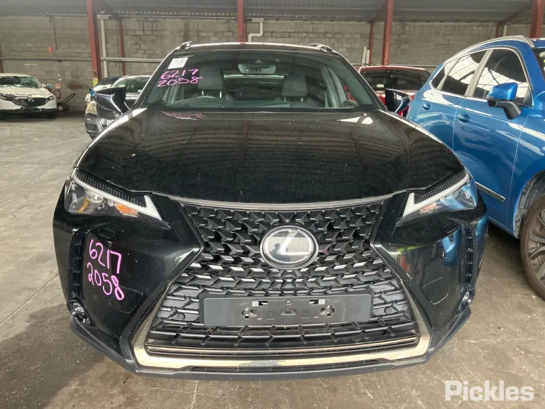 2021 Lexus UX Damaged VIN JTHY35BH302040019 – photo 23