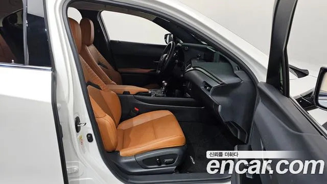 2019 Lexus UX250h 2.0 2WD Sold VIN JTHY6JBH5K2001497 – photo 13