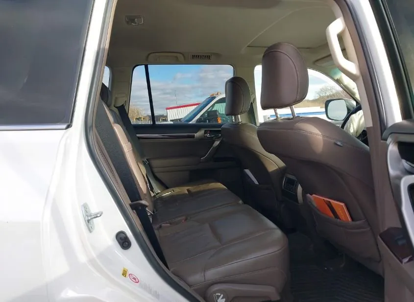 2014 LEXUS GX Used VIN JTJBM7FX7E5084657 – side profile