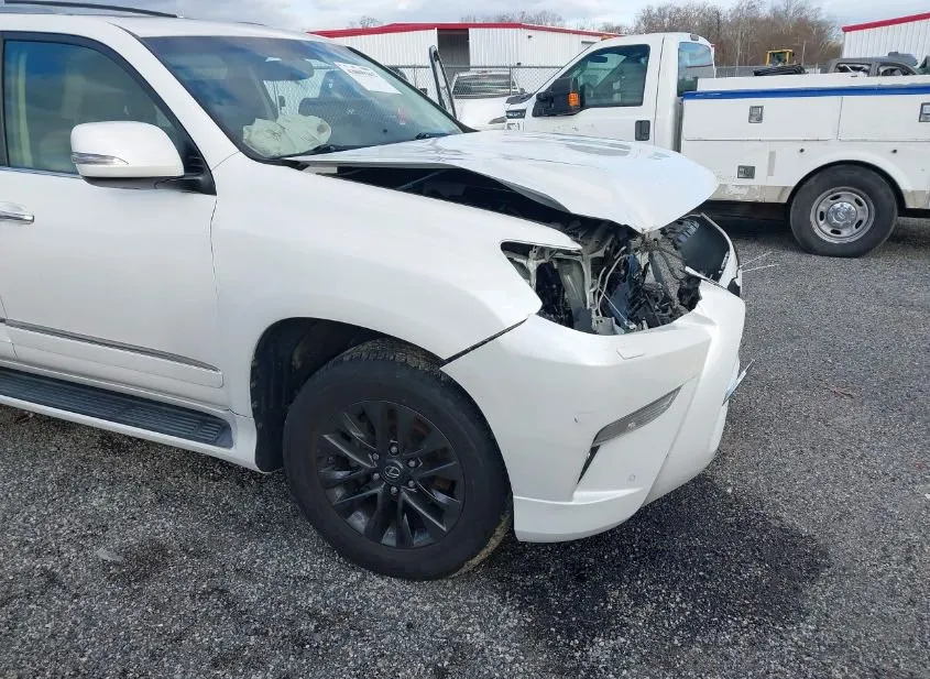 2014 LEXUS GX Used VIN JTJBM7FX7E5084657 – photo 18