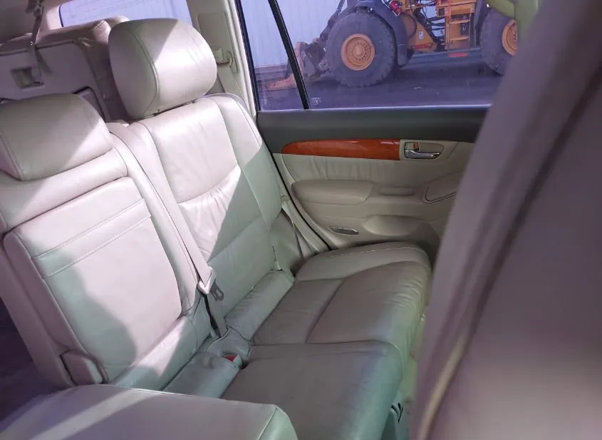 2007 LEXUS GX Used VIN JTJBT20X670131238 – interior seats