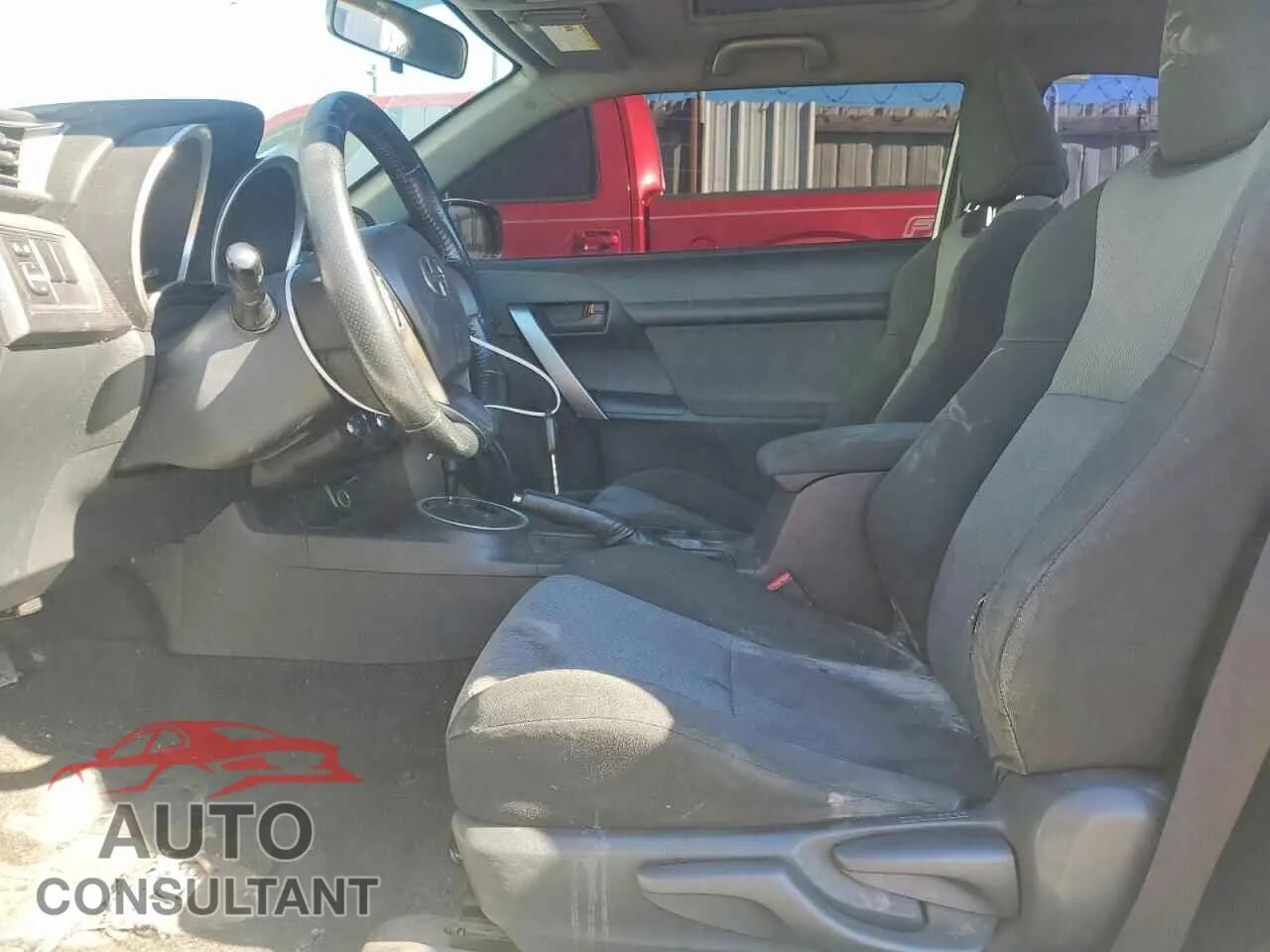 2014 TOYOTA SCION Damaged VIN JTKJF5C72E3079713 – exterior detail 2014 TOYOTA SCION Damaged VIN JTKJF5C72E3079713 – exterior detail