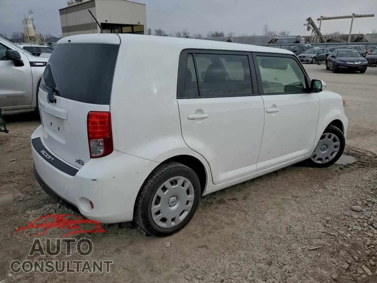 2015 TOYOTA SCION Damaged VIN JTLZE4FE3FJ069288 – side profile 2015 TOYOTA SCION Damaged VIN JTLZE4FE3FJ069288 – side profile