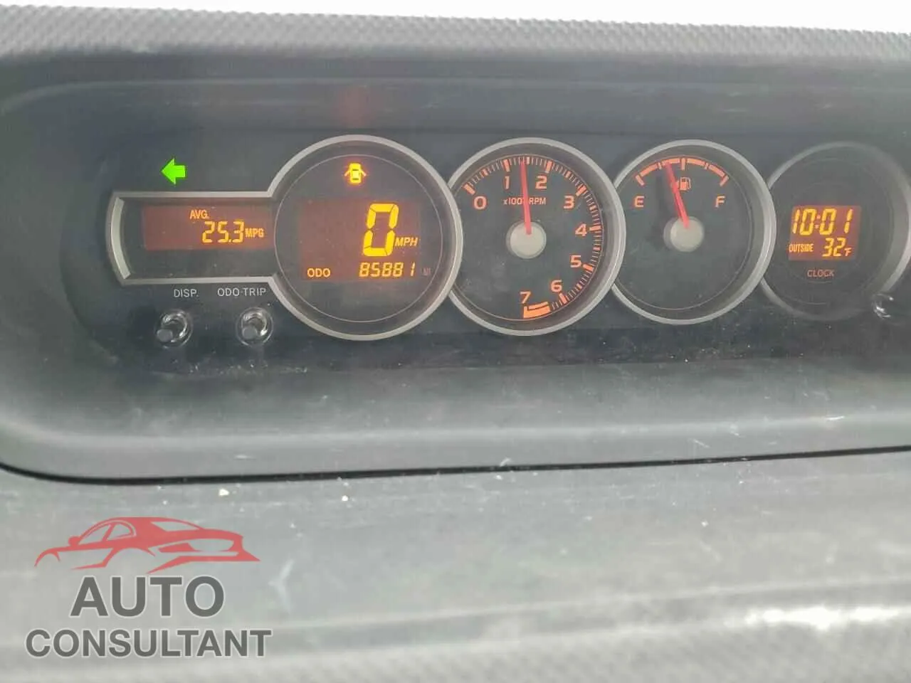 2015 TOYOTA SCION Damaged VIN JTLZE4FE3FJ069288 – trunk area 2015 TOYOTA SCION Damaged VIN JTLZE4FE3FJ069288 – trunk area