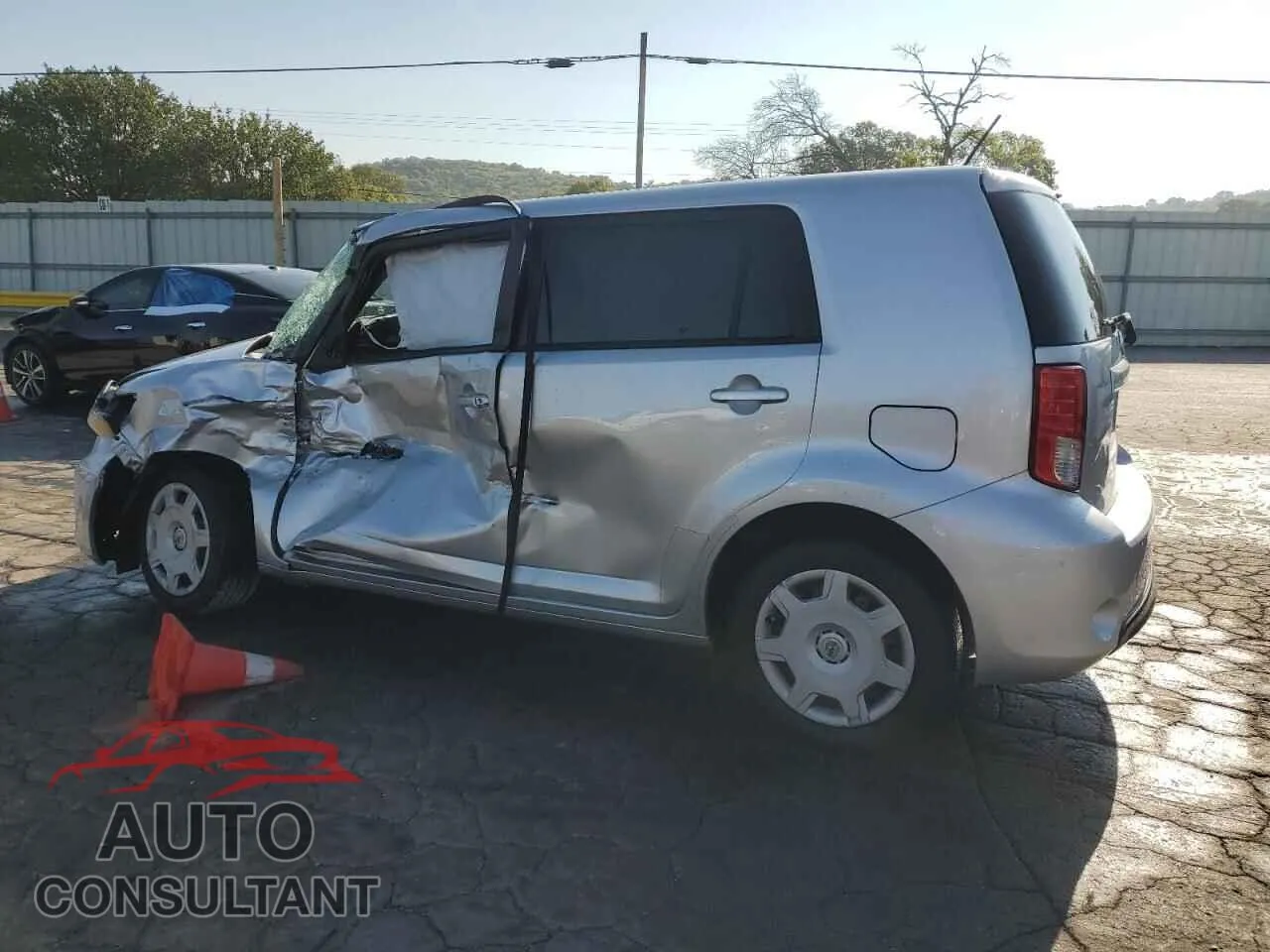 2014 TOYOTA SCION Damaged VIN JTLZE4FE8EJ049746 – rear exterior 2014 TOYOTA SCION Damaged VIN JTLZE4FE8EJ049746 – rear exterior