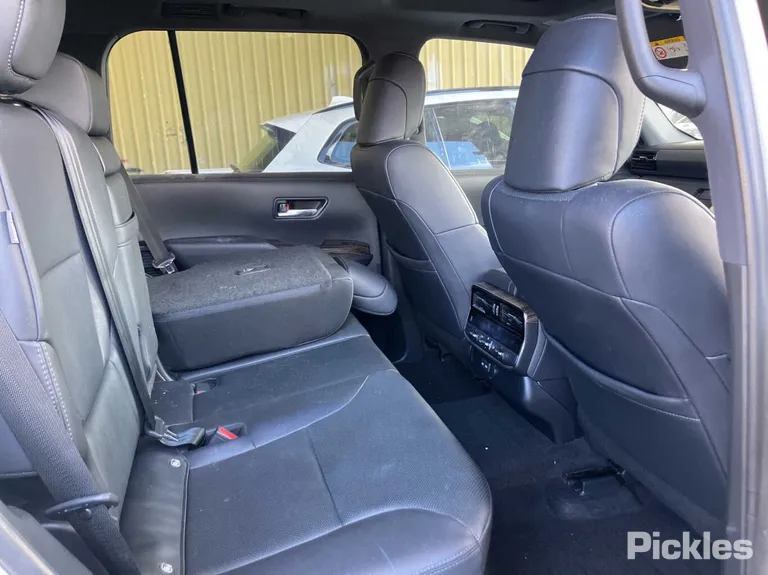 2022 Toyota Landcruiser Used VIN JTMAA7BJ504036582 – photo 19