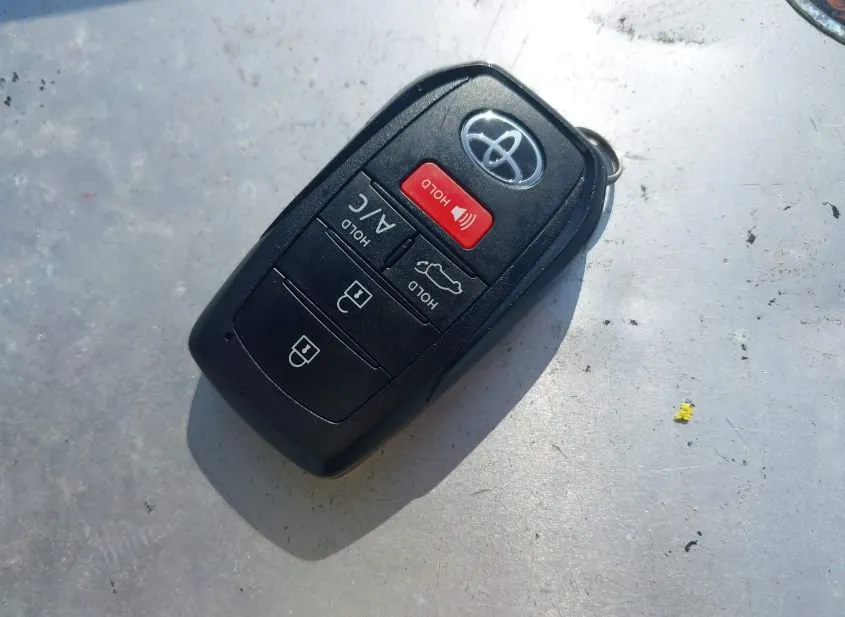 2023 TOYOTA bZ4X Used VIN JTMABACA2PA025012 – trunk area 2023 TOYOTA bZ4X Used VIN JTMABACA2PA025012 – trunk area