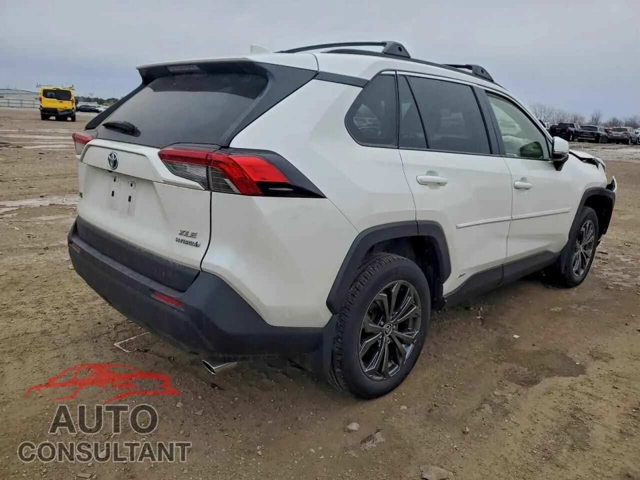 2022 TOYOTA RAV4 Damaged VIN JTMB6RFVXND533813 – side profile