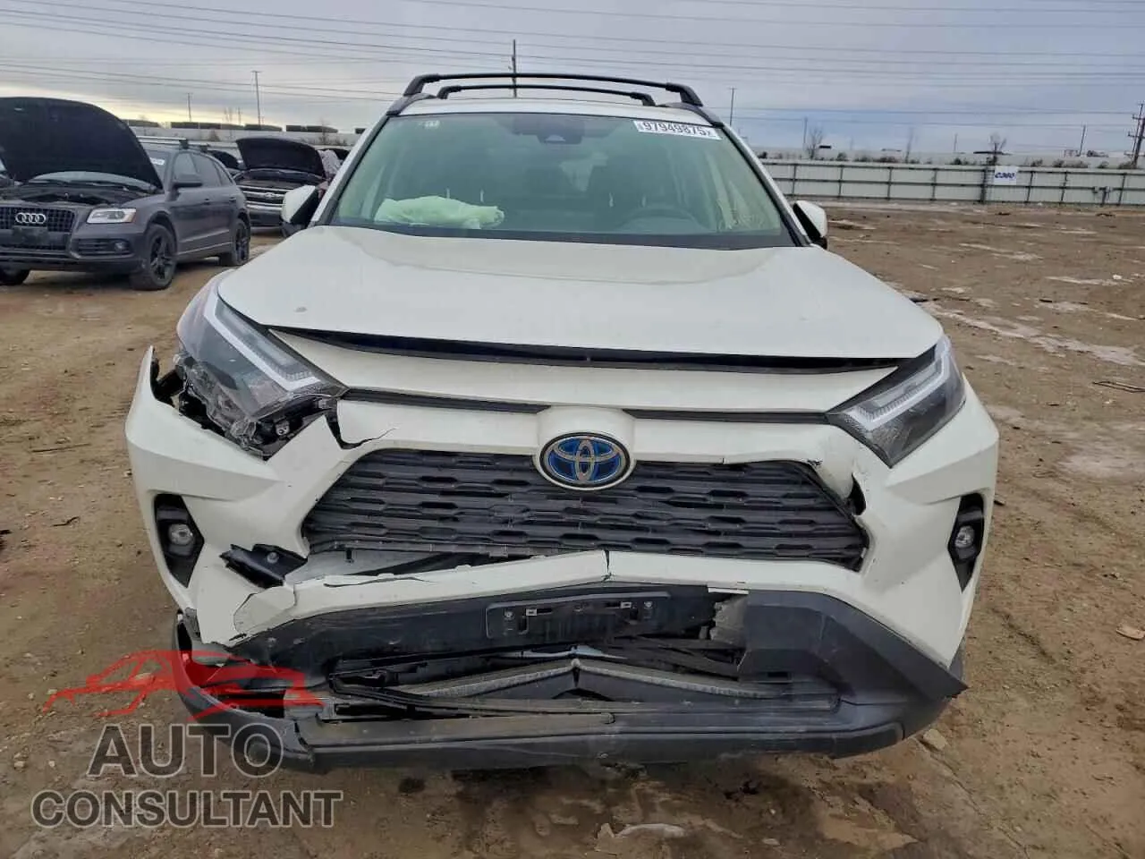 2022 TOYOTA RAV4 Damaged VIN JTMB6RFVXND533813 – interior seats
