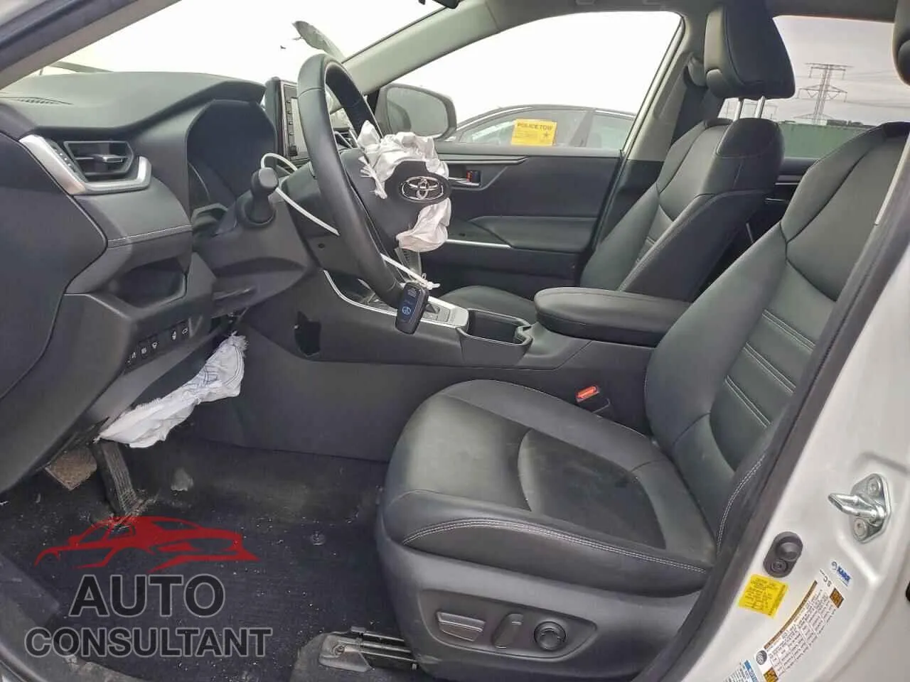 2022 TOYOTA RAV4 Damaged VIN JTMB6RFVXND533813 – exterior detail