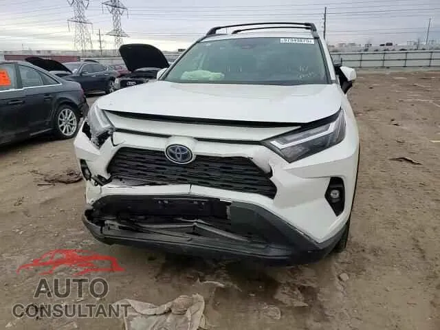 2022 TOYOTA RAV4 Damaged VIN JTMB6RFVXND533813 – photo 13