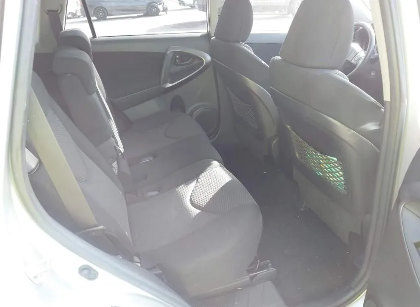 2009 TOYOTA RAV4 Used VIN JTMBF32V79D010841 – side profile 2009 TOYOTA RAV4 Used VIN JTMBF32V79D010841 – side profile
