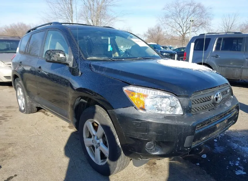 2006 TOYOTA RAV4 Used VIN JTMBK33V166006519 – rear exterior