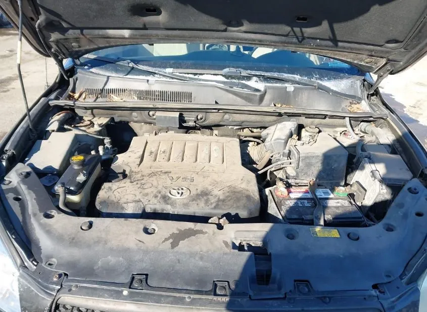2006 TOYOTA RAV4 Used VIN JTMBK33V166006519 – side profile