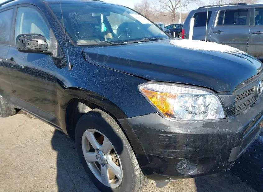 2006 TOYOTA RAV4 Used VIN JTMBK33V166006519 – undercarriage