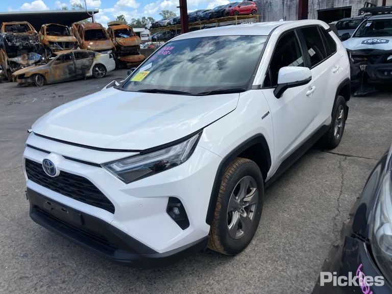 2022 Toyota RAV4 Used VIN JTMBW3FV30D165285 – side profile