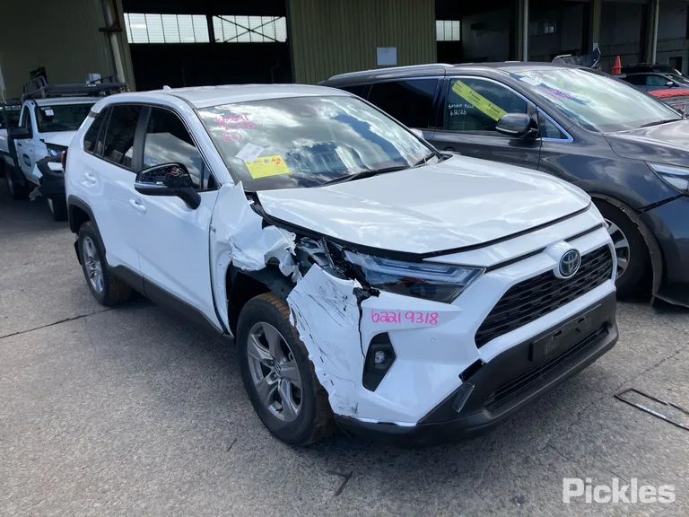 2022 Toyota RAV4 Used VIN JTMBW3FV30D165285 – exterior detail