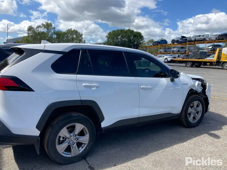 2022 Toyota RAV4 Used VIN JTMBW3FV30D165285 – photo 20