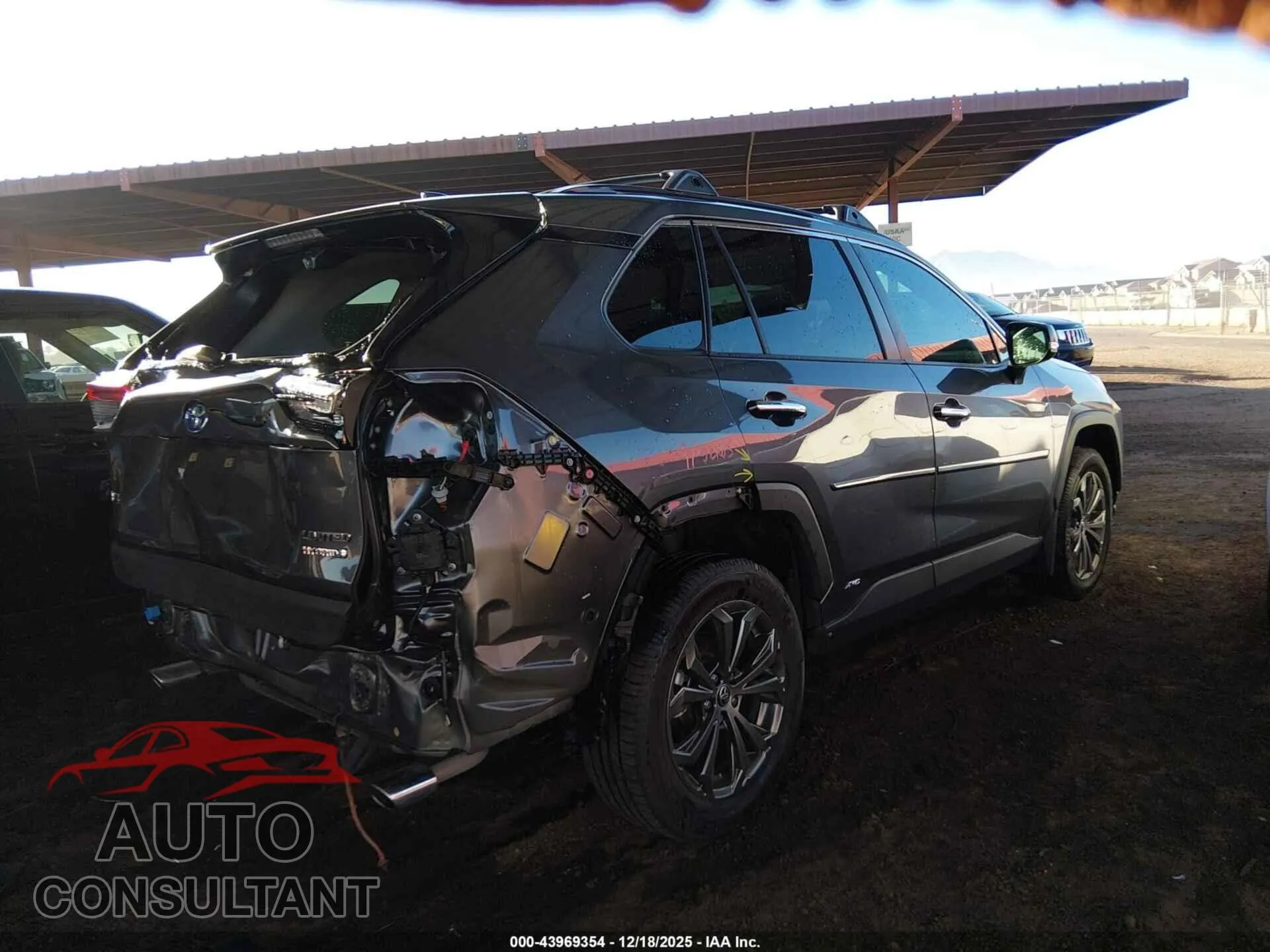 2022 TOYOTA RAV4 HYBRID Damaged VIN JTMD6RFV0ND064093 – dashboard