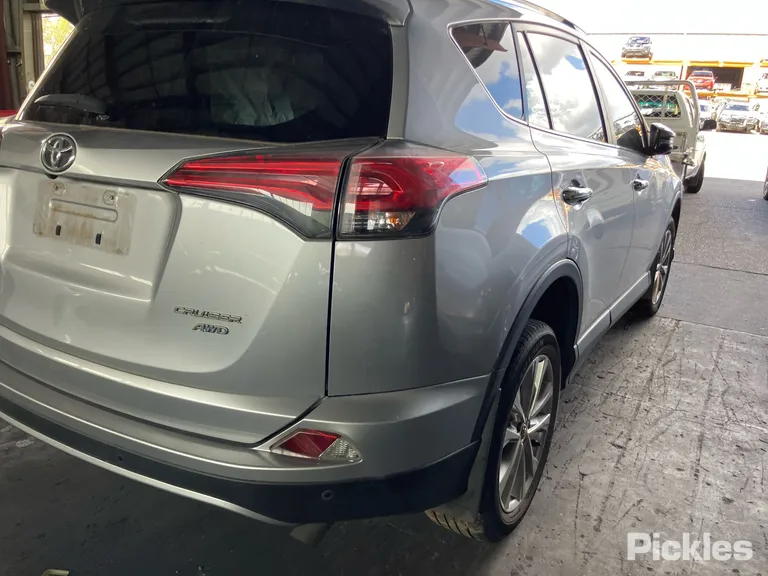 2017 Toyota RAV4 Used VIN JTMDBREV20D087753 – rear exterior
