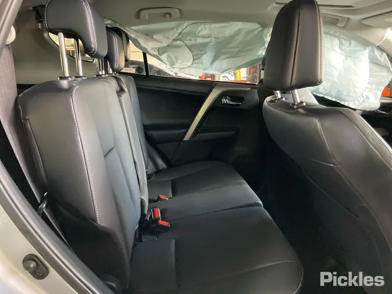 2017 Toyota RAV4 Used VIN JTMDBREV20D087753 – photo 20