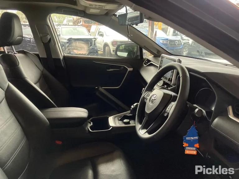 2022 Toyota RAV4 Used VIN JTMDW3FV10D141365 – engine bay