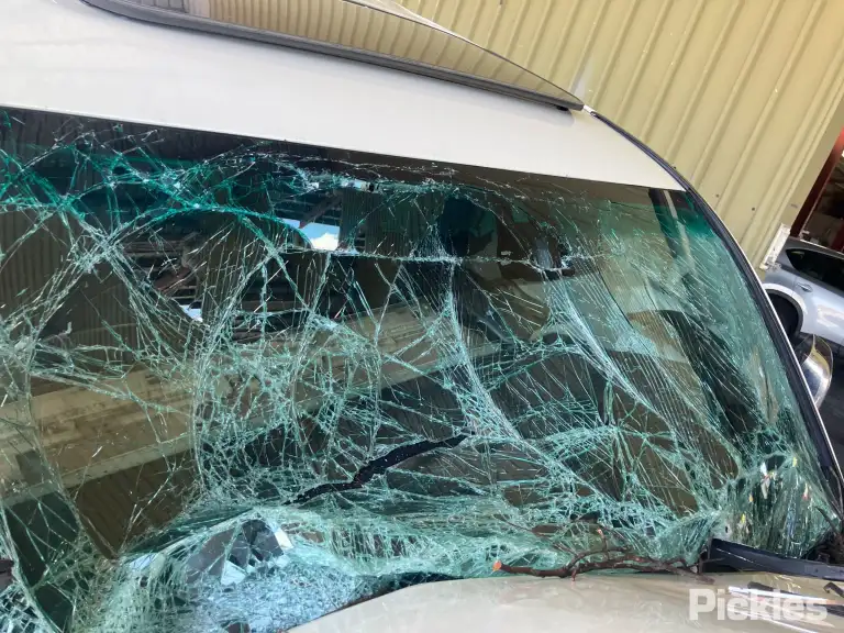 2014 Toyota Landcruiser Damaged VIN JTMHV05J404153494 – exterior detail