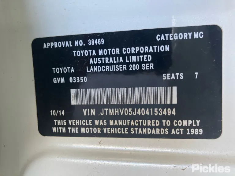 2014 Toyota Landcruiser Damaged VIN JTMHV05J404153494 – trunk area