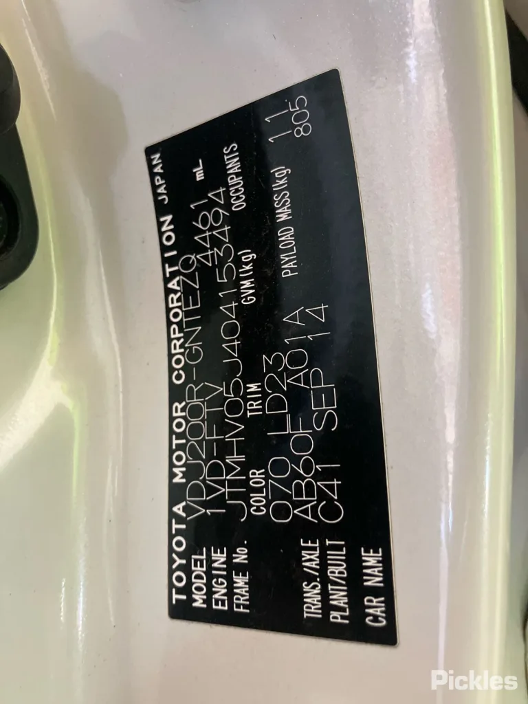 2014 Toyota Landcruiser Damaged VIN JTMHV05J404153494 – photo 17