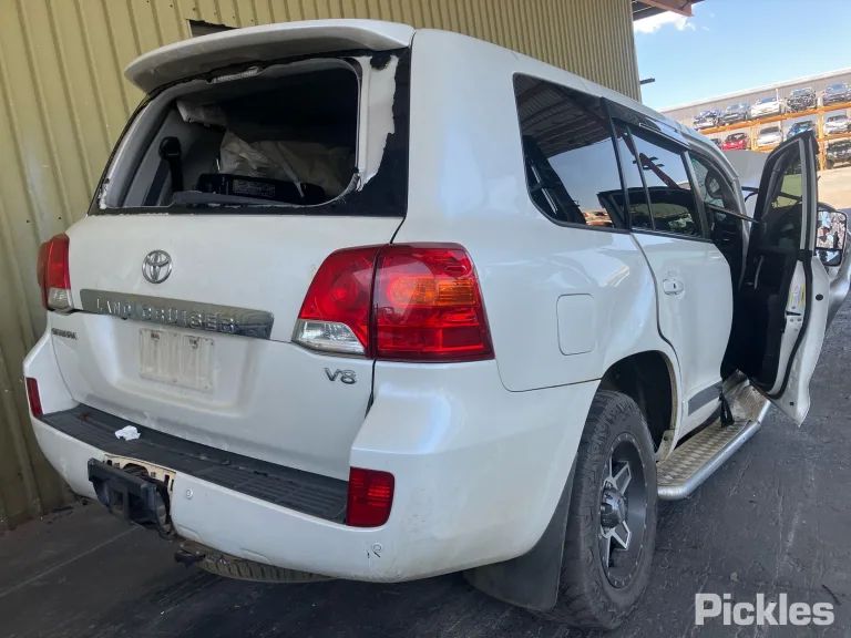 2014 Toyota Landcruiser Damaged VIN JTMHV05J404153494 – photo 22